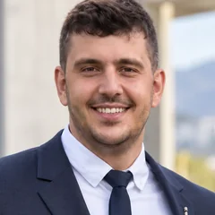 Βάιος Λιάπης